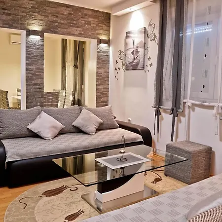 Suncica Apartment *