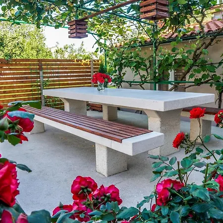 Suncica Apartman