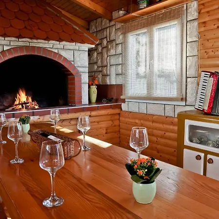 Suncica Apartman Póla