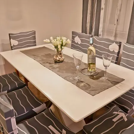 Suncica Apartman Póla
